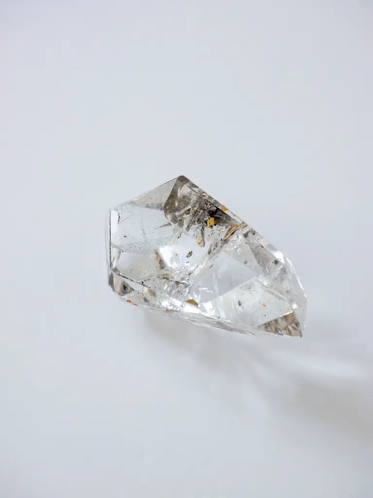 High Quality Clear Quartz With Phantom 147g