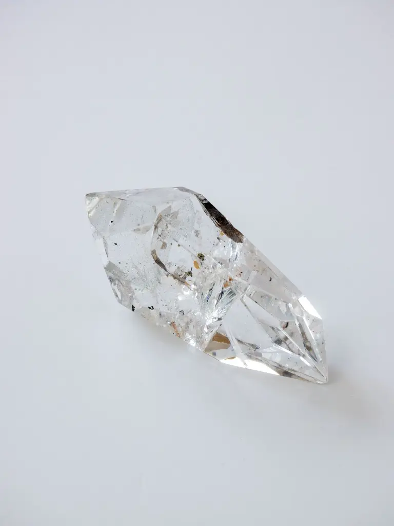 High Quality Clear Quartz With Phantom 147g