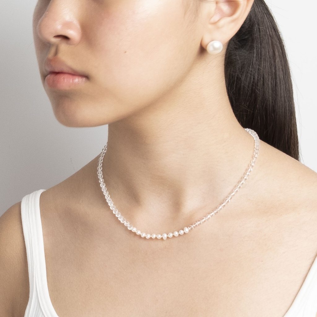 [NATN1012S-7] Rock Crystal Gemstone Necklace with White Pearls