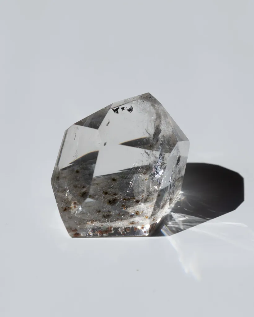 [NATC1156] High Quality Clear Quartz With Rainbow 70g