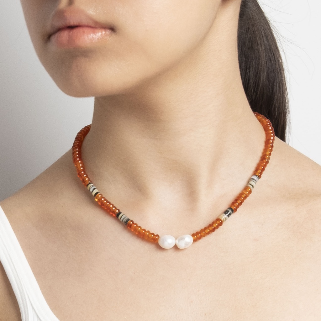 [NATN1020S-5] Red Agate Gemstone Necklace with Semi-round White Pearls and Shell
