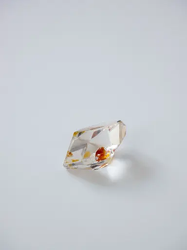 [NATC1147] High Quality Clear Quartz With Rainbow Inclusion 35g